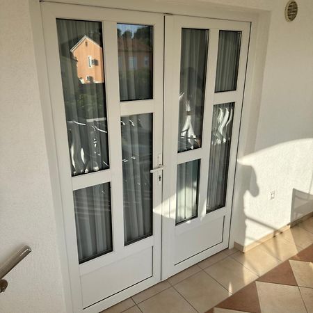 Apartman J&B Vir Exterior foto